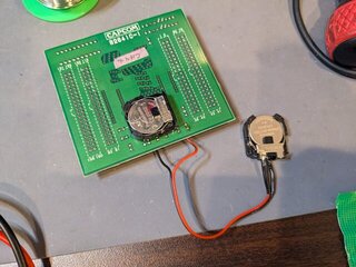 補助電池を装着