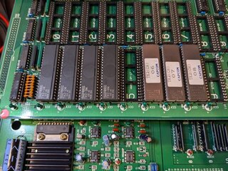 ソケット5のROMが欠けている状態