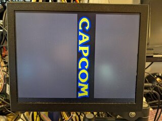 カプコンロゴの周りがグレーに