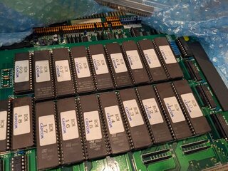 ロックマン ザ・パワーバトルはグラフィックROMが64Mbit