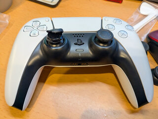 スティックのゴムが破れたデュアルセンス