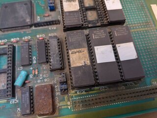 EPR-15849という型番のROMが搭載されている