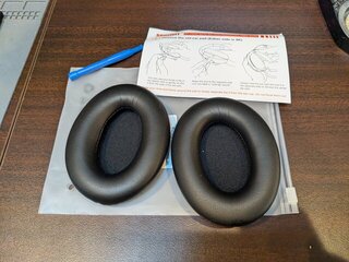 WH-1000XM3のイヤーパッドの互換品が届いた