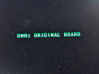 8MHz ORIGINAL BOARDの表示あり