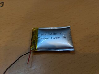 バッテリーを外した