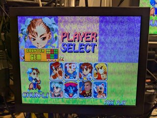 全画面に引き伸ばして表示したのをKVC液晶に出力