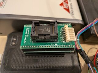 Xgecu T56で読んでみる