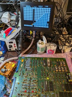 プログラムROMを刺し直したらバグった状態で起動するように