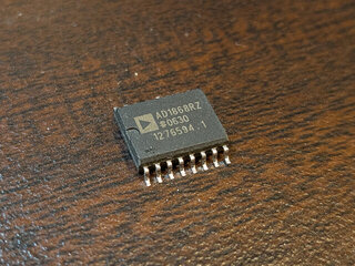 AD1868Rは多分未使用品