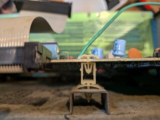 変な形のスペーサー