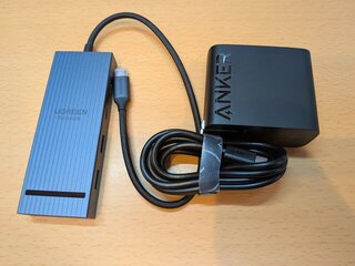 HDMI 2ポート + 100W供給の強力タッグ？
