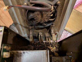 これで動いていたというのが怖い