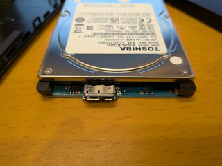 制御基板にUSB端子が直付け