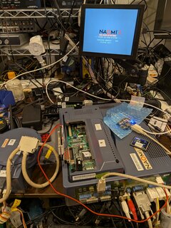 Lexarの1GBのCFメディアだと立ち上がった