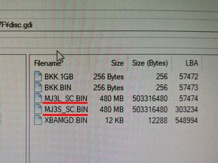 MJシリーズはイメージのファイル名の雰囲気が違う
